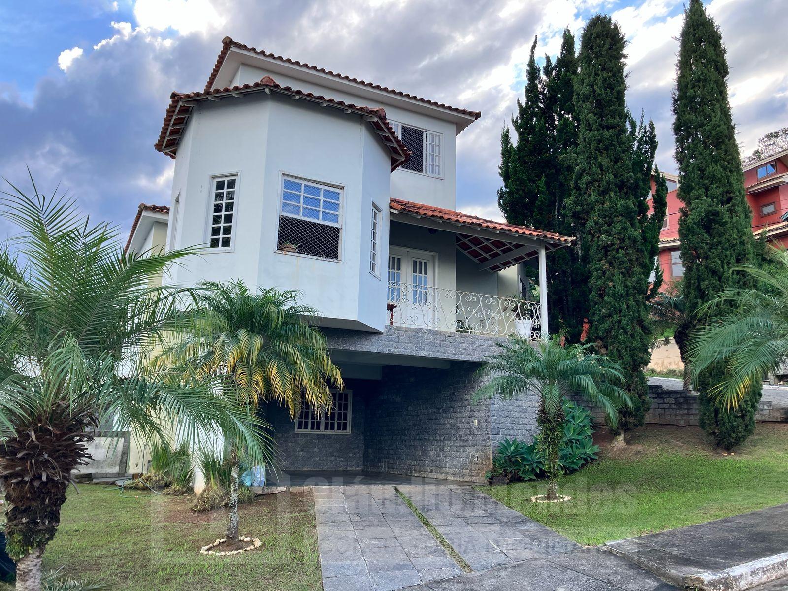 Casa em Condomínio Fechado